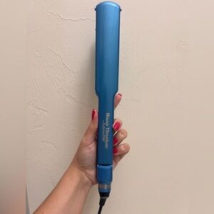 BaBylissPRO Nano Titanium Flat Iron